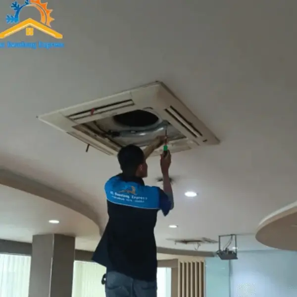 service ac cassete auto 2000 suci